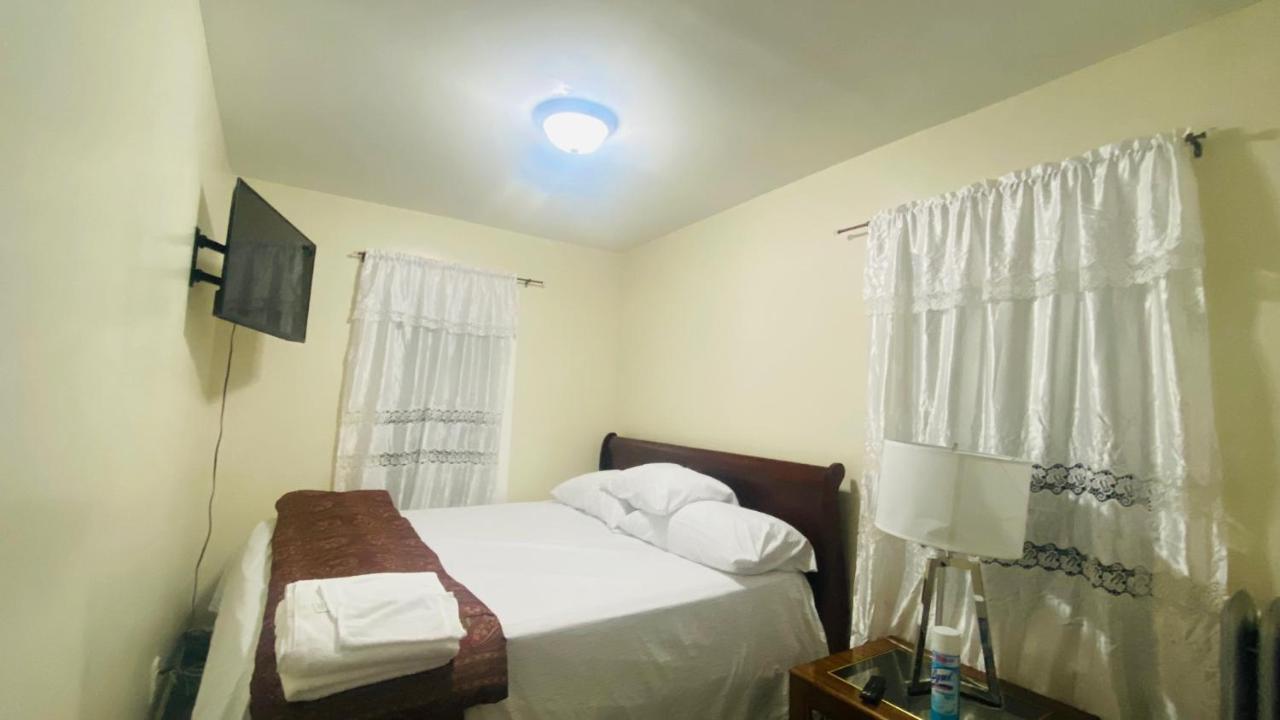 Minutes From Jfk, Beautiful Home With Peaceful, Cosy, Private Room New York Ngoại thất bức ảnh